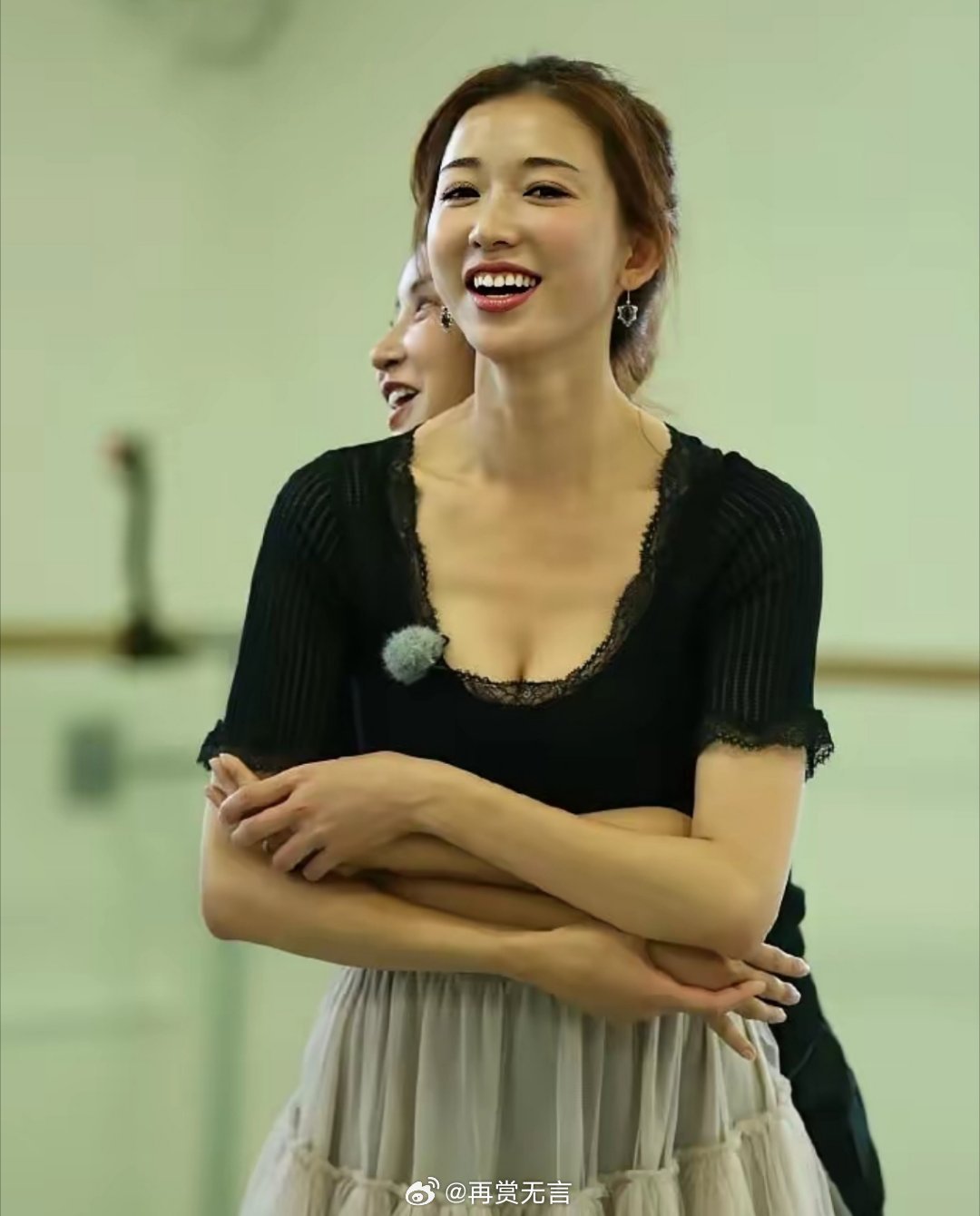 我姐年轻时貌比天仙，最终却被外国人“捡漏”了