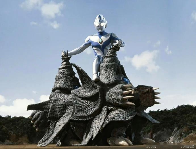 奥特曼ACG次元大赏我的2025年终总结壁纸戴拿奥特曼壁纸、迪迦奥特曼壁纸和盖亚