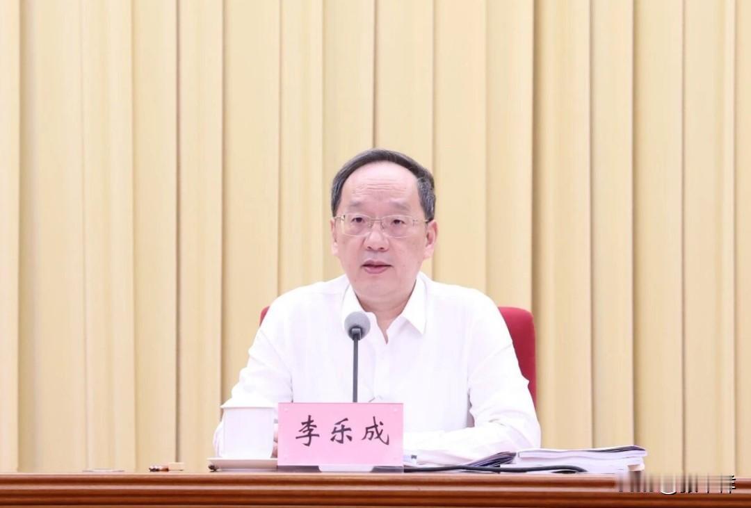 安徽受益于国家长三角发展战略，这些年发展都非常快。但相对于其他同属长三角的省市，