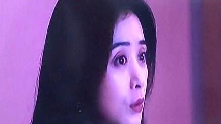 最近看一部新剧，里面一个宝妈的教育方式，直接给我看呆了。剧里，她女儿看到有人