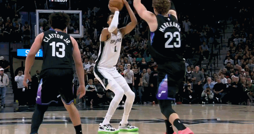 文班真一打五的暴扣，有人见过龙，而我们我见过外星人👽