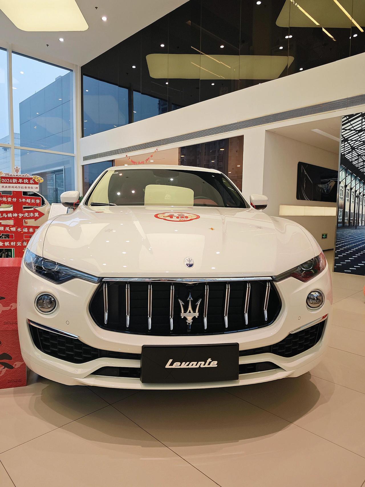 30万级的玛莎拉蒂，两天被抢光！经销商称“6点下班，被客户堵到9点”，知情人士：