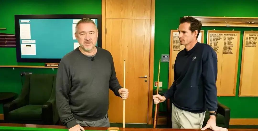 亨德利最近聊了个挺实在的事。他说像奥沙利文、特鲁姆普这些斯诺克顶尖高手，在赛场上