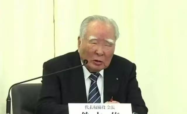 2018年，铃木宣布退出中国市场，当时董事长铃木修表示就是死也不会向中国市场低头