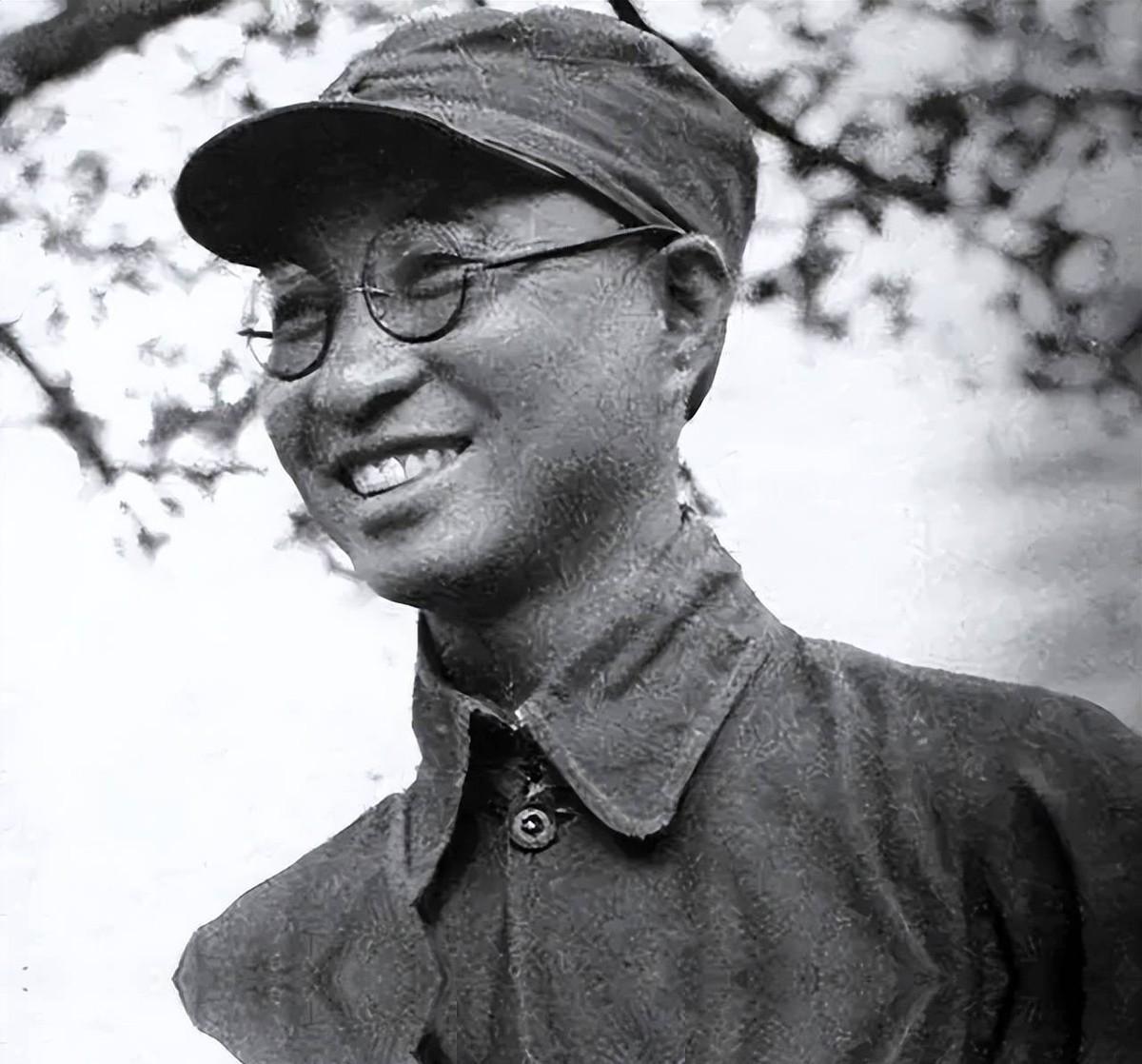 1945年，美军为讥讽陈赓，故意指着桌上的牛排、面包问道：“陈将军，我们美国人的