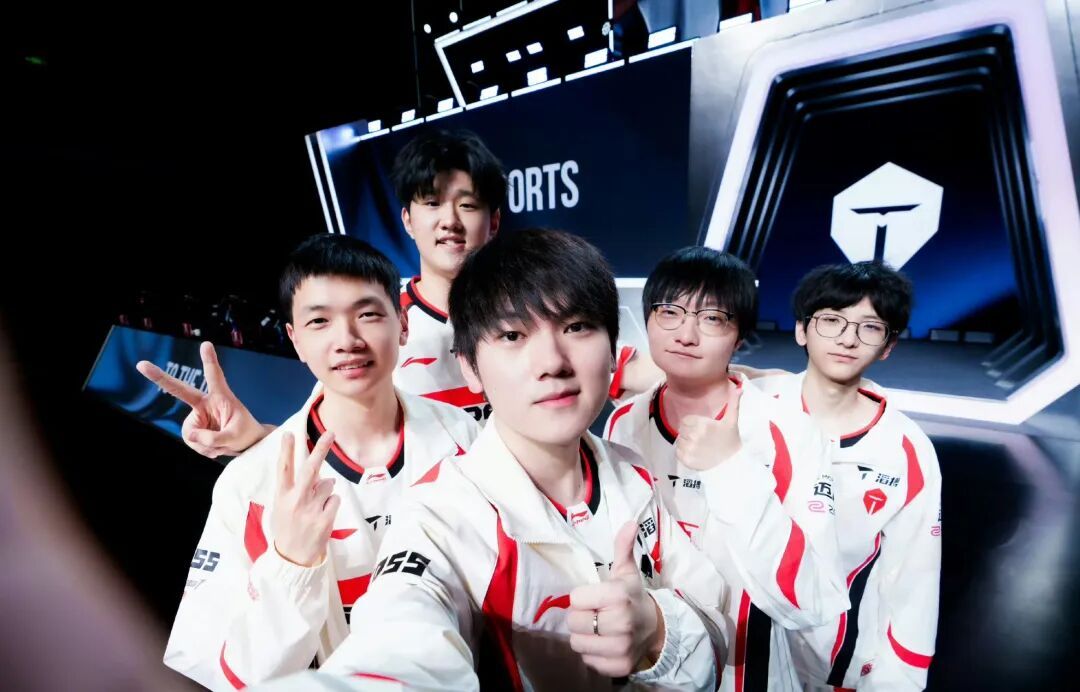369直播坦言太累，不想玩LOL，回归基本无望TES战胜JDG挺进关键轮次后，新