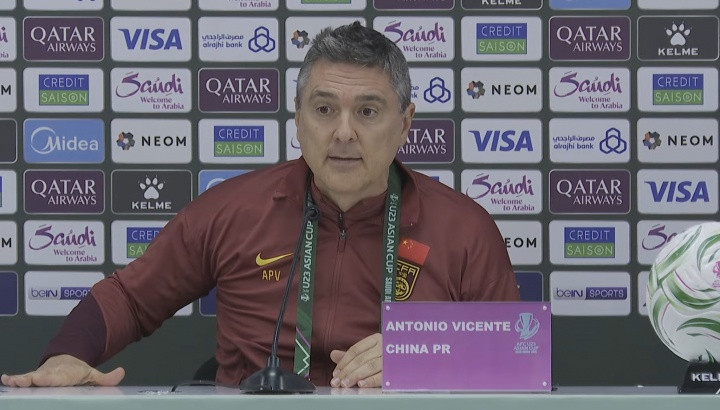 安东尼奥: 这场胜利对中国足球来说是历史性的, 下场比赛必定艰难