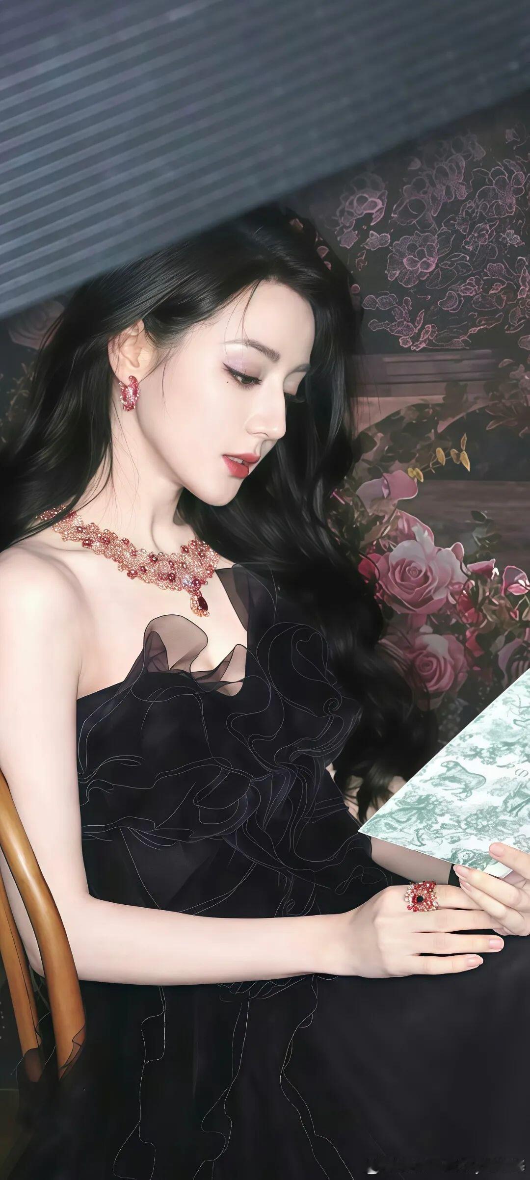 你是在热巴的颜值里面了～～​​​