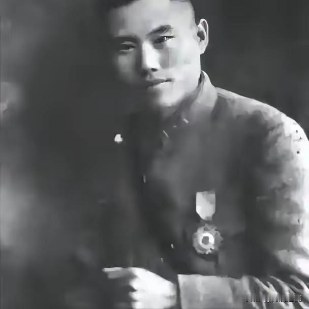 比胡琏更狡猾的国民党悍将是谁？他就是第二兵团司令、黄埔一期的王敬久！你可别