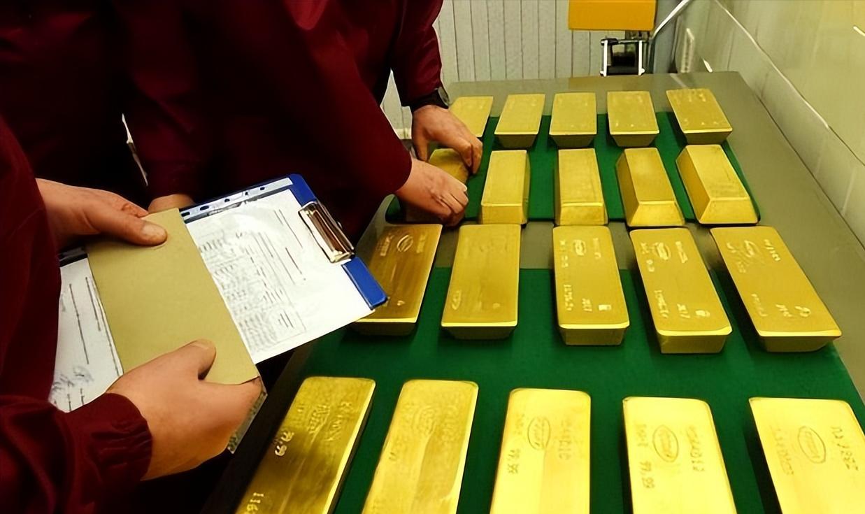 法国用了半个世纪的时间，把黄金从纽约运回了巴黎。土耳其在2018年就悄悄做完了同