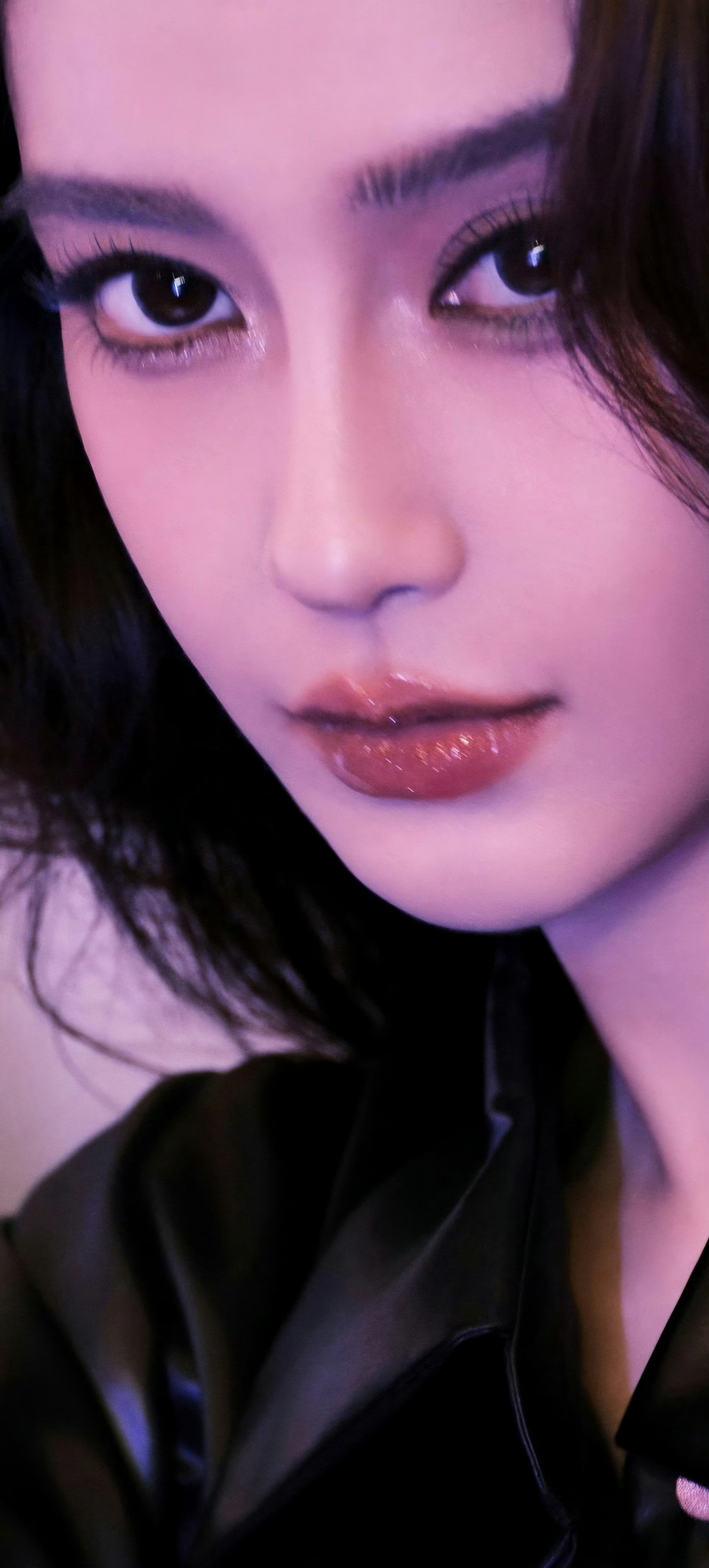 杨颖红唇怼脸很欲​​​