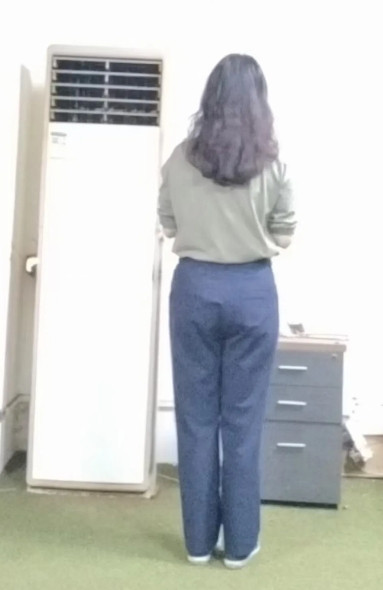 在工厂上班久，我发现那些爱干净，打扮得体漂亮的女人，外面一般不会有男人，反而那些