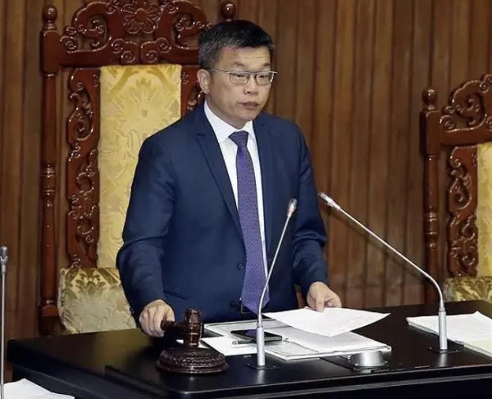 赖清德放弃蔡其昌，哪是怕他输选举？这分明是冲着柯建铭来的权力洗牌！把蔡其昌从