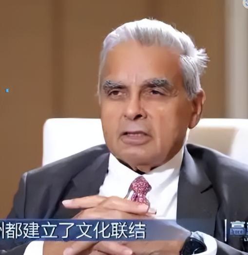 亚洲正犯下一场代价惨重的战略大错！新加坡外交元老马凯硕直言不讳：面对美西方合力围