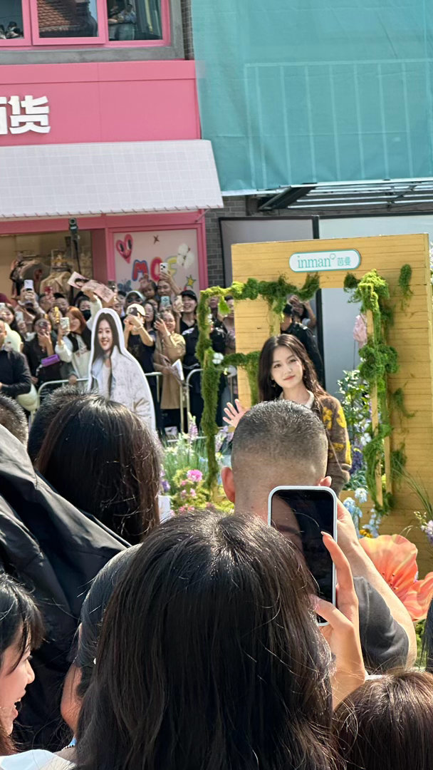李兰迪仙女就要原图直出李兰迪线下路透生图的神李兰迪仙女就要原图直出，李兰迪线下路