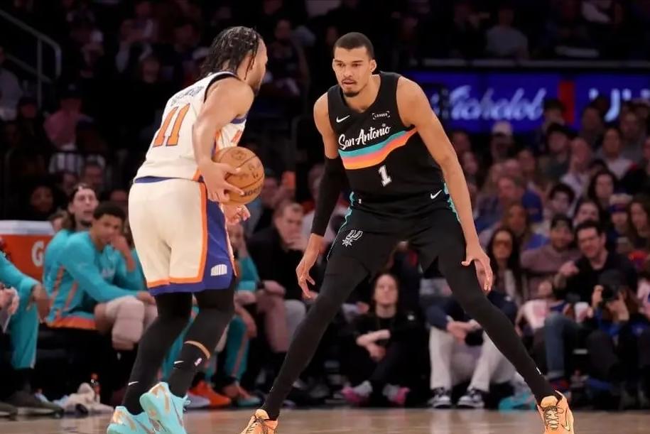 NBA薪资新规下的牺牲：文班亚马放弃5000万美元，只为球队未来NBA第二土