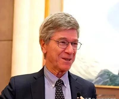 当着整个欧洲议会的面，一位美国教授直接开炮。“你们非说这是经济侵略？那请欧洲