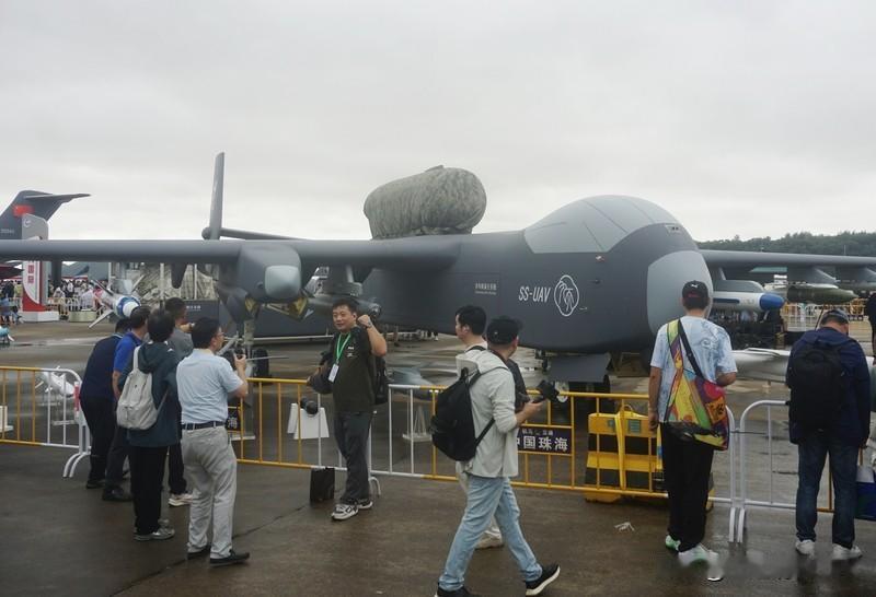 12月11号，航空圈迎来大喜事！“九天”无人机在陕西蒲城成功首飞，标志着我国大型