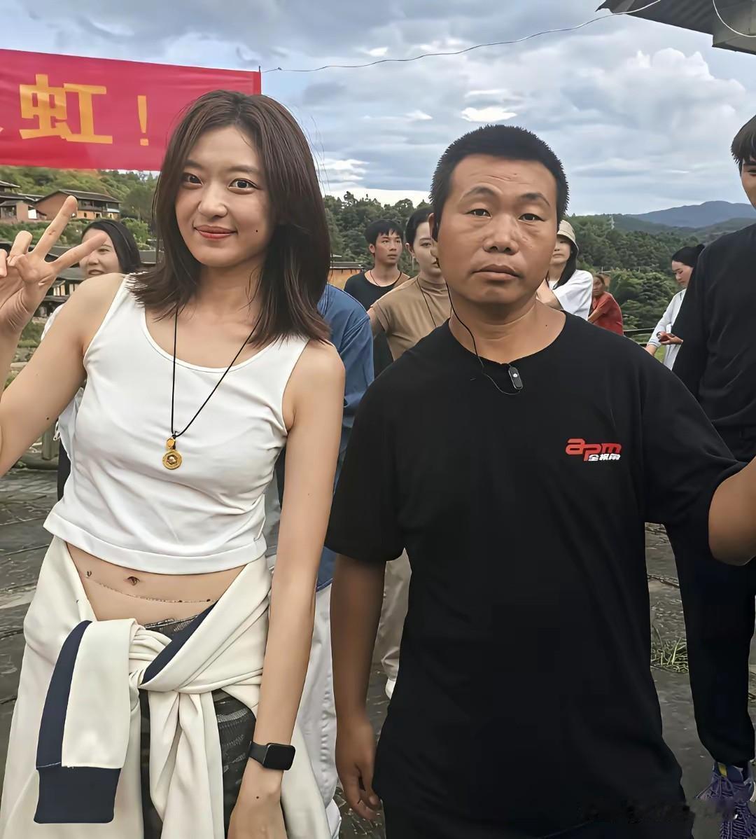 大美女孙千。