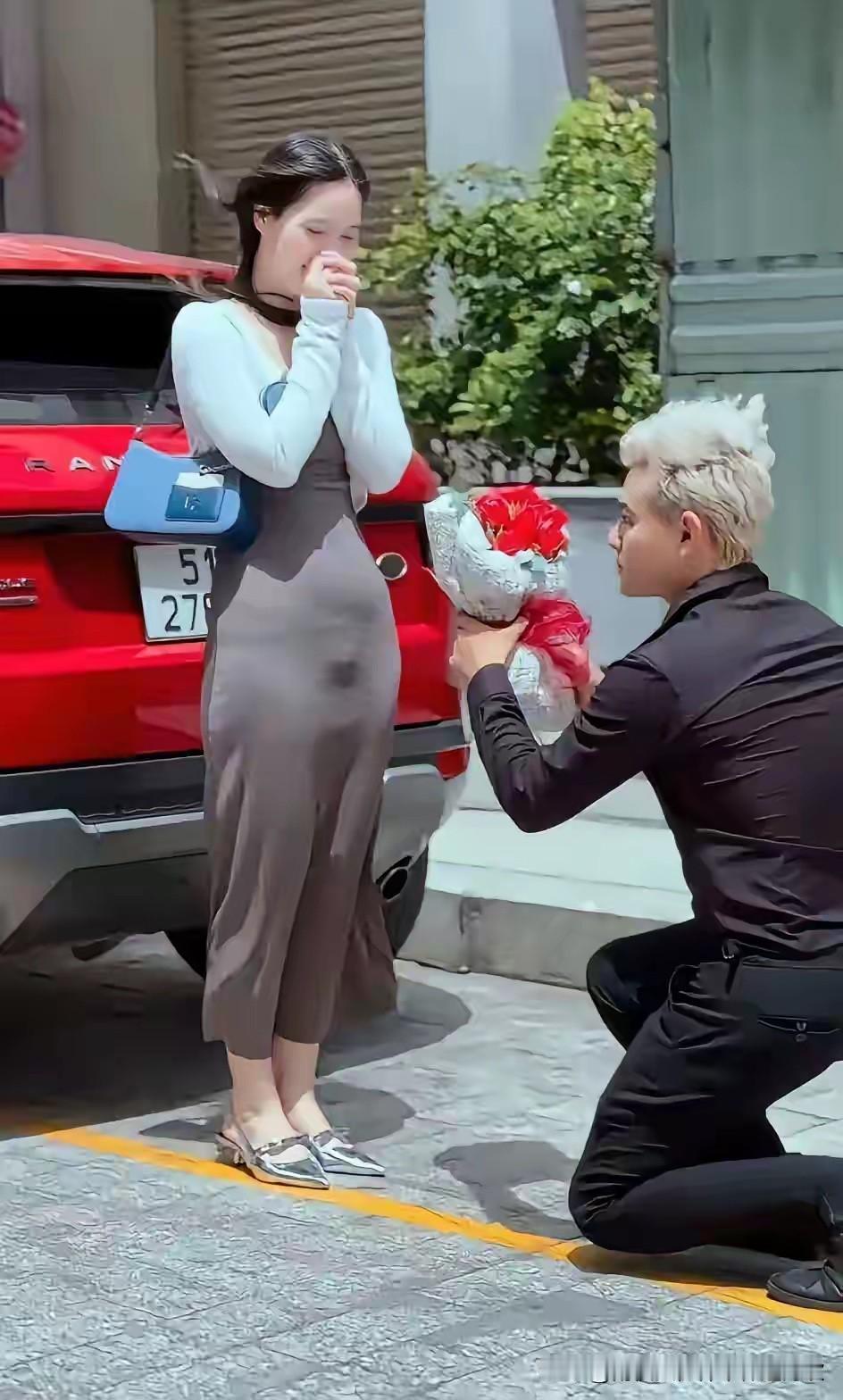 哎呀呀，感动坏了，快许个愿吧[捂脸哭][捂脸哭]