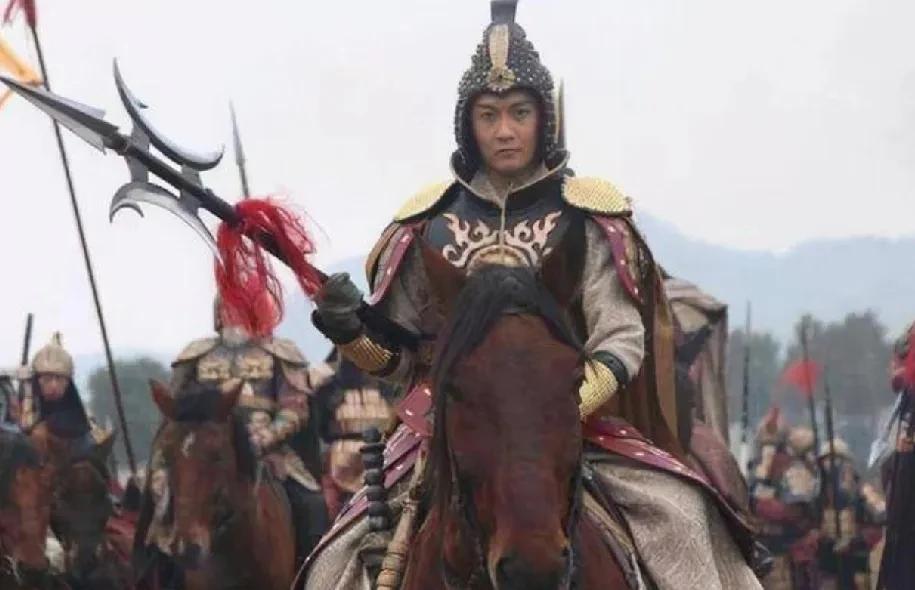 一朝一代一战神之经典战役：秦朝：白起，长平之战，打残赵国。西汉：韩信，垓下之