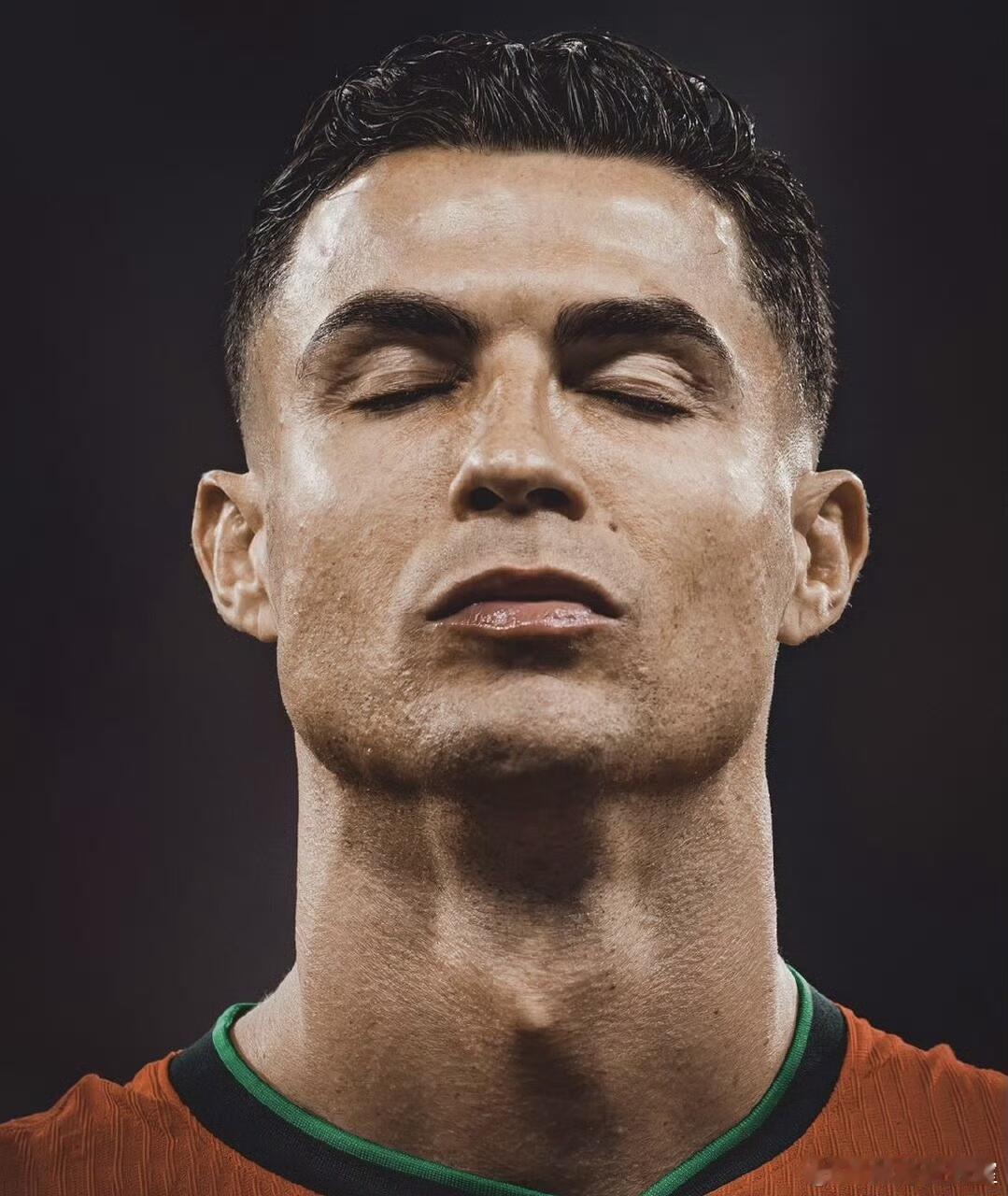 C罗不会缺席世界杯首战C罗不会缺席世界杯！多家葡媒：C罗在世预赛的红牌实际只被禁