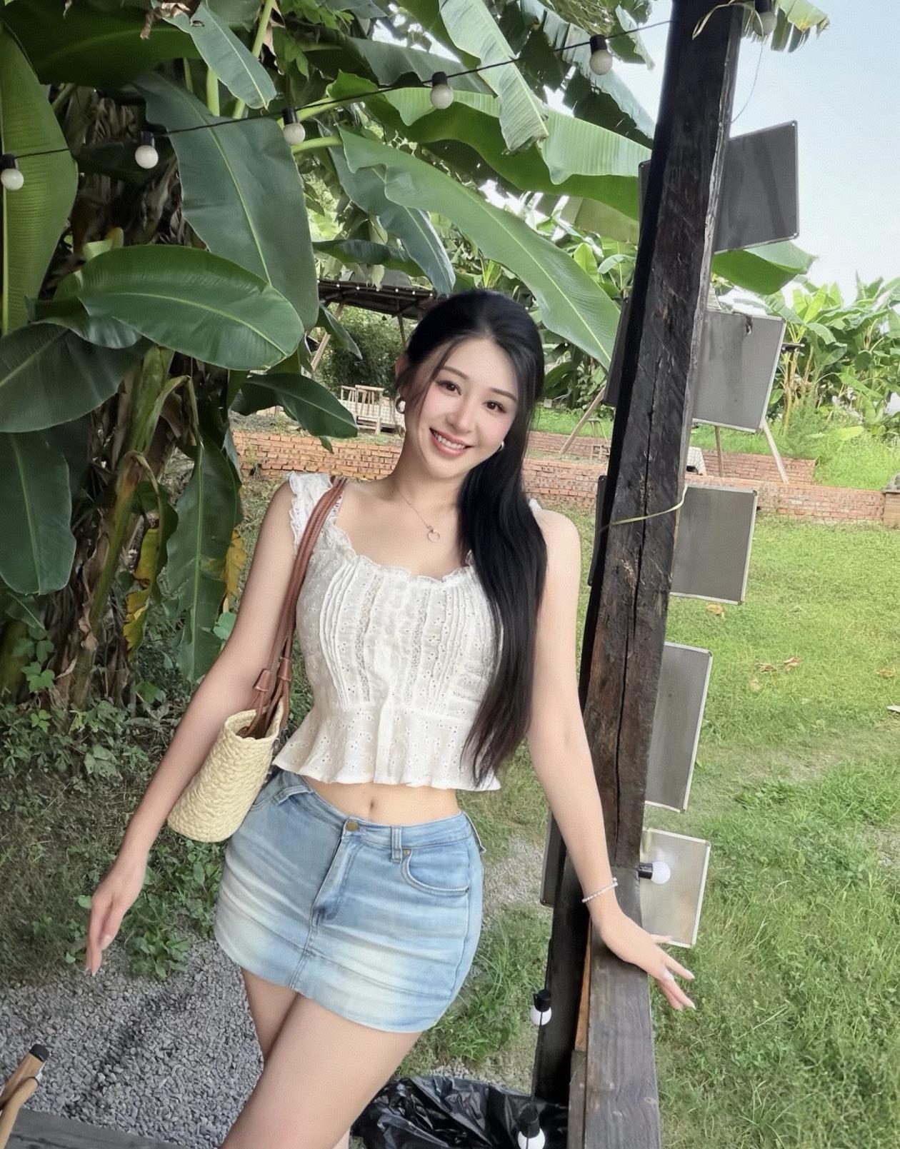 时尚美女，轻舞飞扬