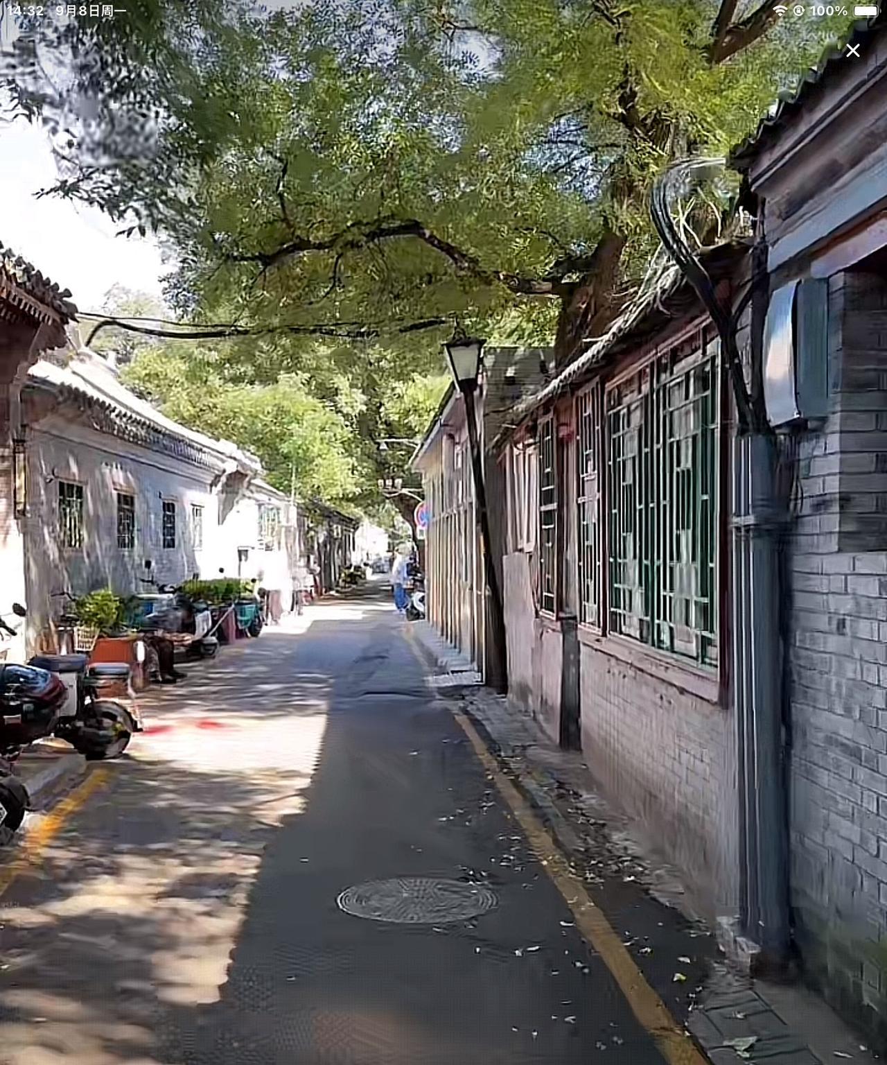 当你心情不好的时候，就去逛逛老北京的胡同，必定会顿时心胸开阔。问我为什么？我也说