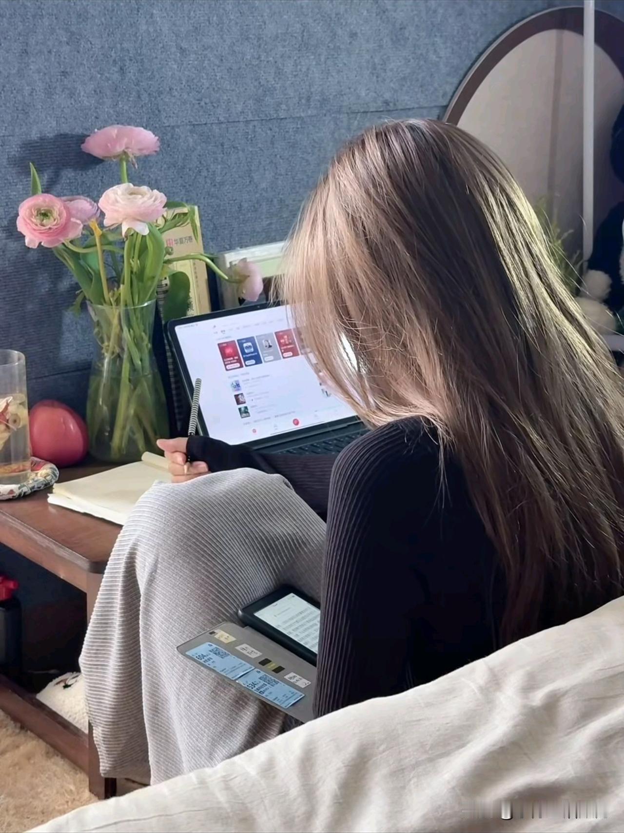 生活从不辜负每一个努力的人。别焦虑，做好自己，美好总会如期而至。