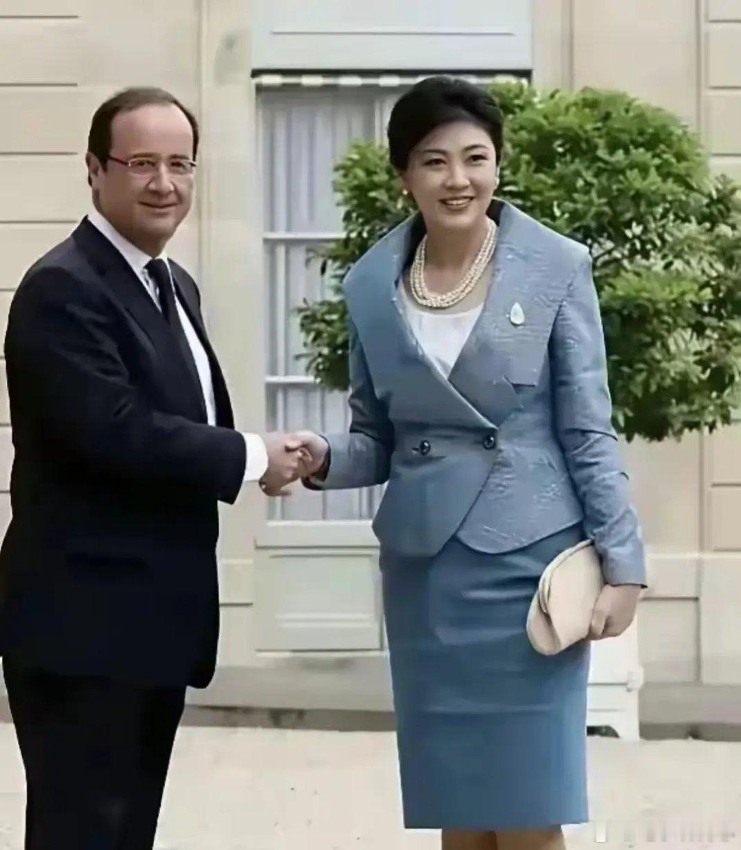 这位美女是谁啊，越看越眼熟，有人知道名字吗