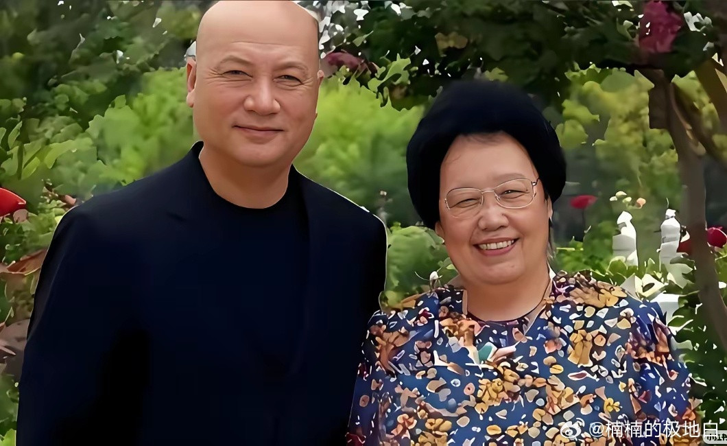 对迟重瑞来说，遗产100亿和1亿没啥区别。毕竟他已经74岁了，无父无母，无儿无女