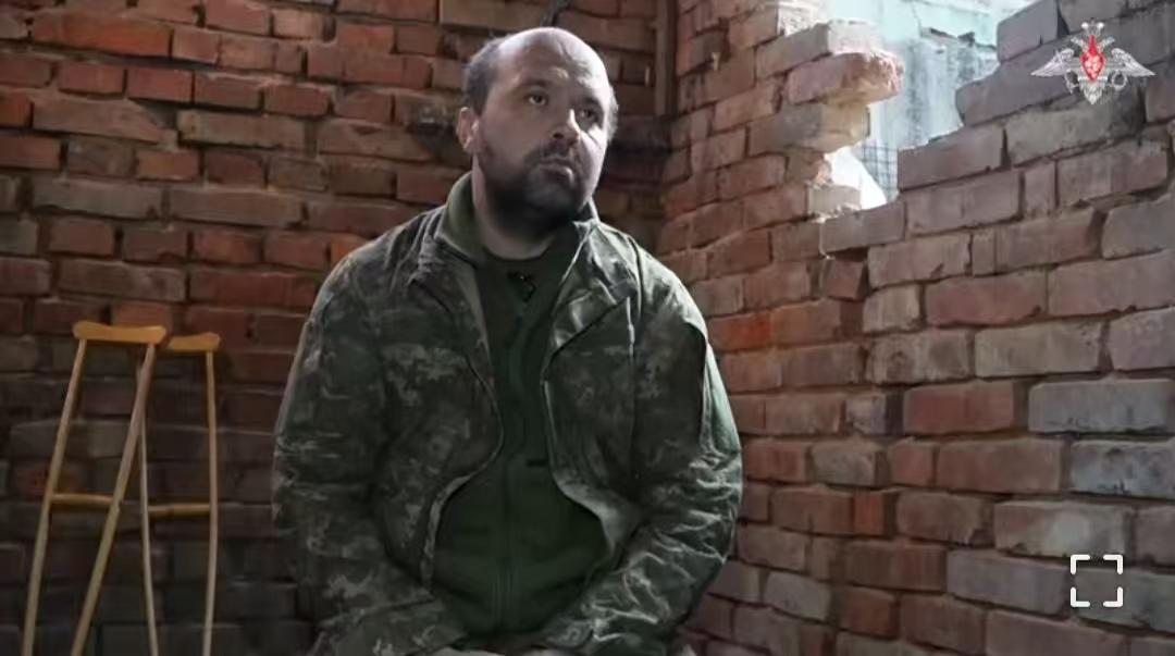 俄罗斯取得重要胜利，今年以来乌军最大规模投降之一！红军城-米尔诺格勒方向，25名