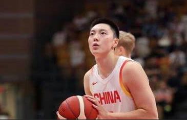 广东89：80青岛豪取四连胜，广东打出赛季最为出色的一场比赛，虽然取胜但本场广东