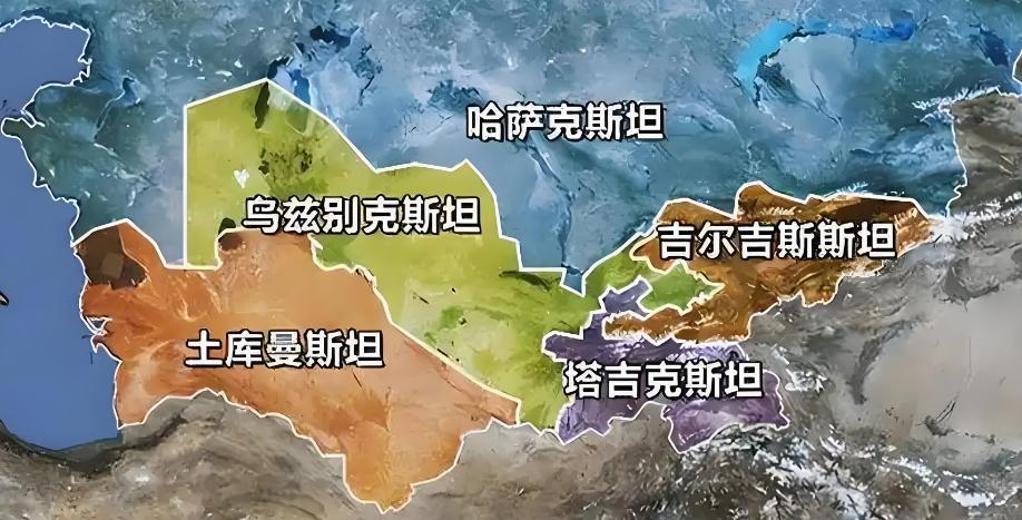 中亚有三国的国境线，画的比较混乱。除了北部的哈萨克斯坦和南部的土库曼斯坦，国境线