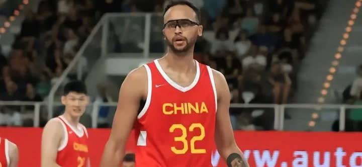 球员归化浪潮一浪更比一浪凶！我们中国男篮又该如何面对呢？跟他们学，我们也归化？