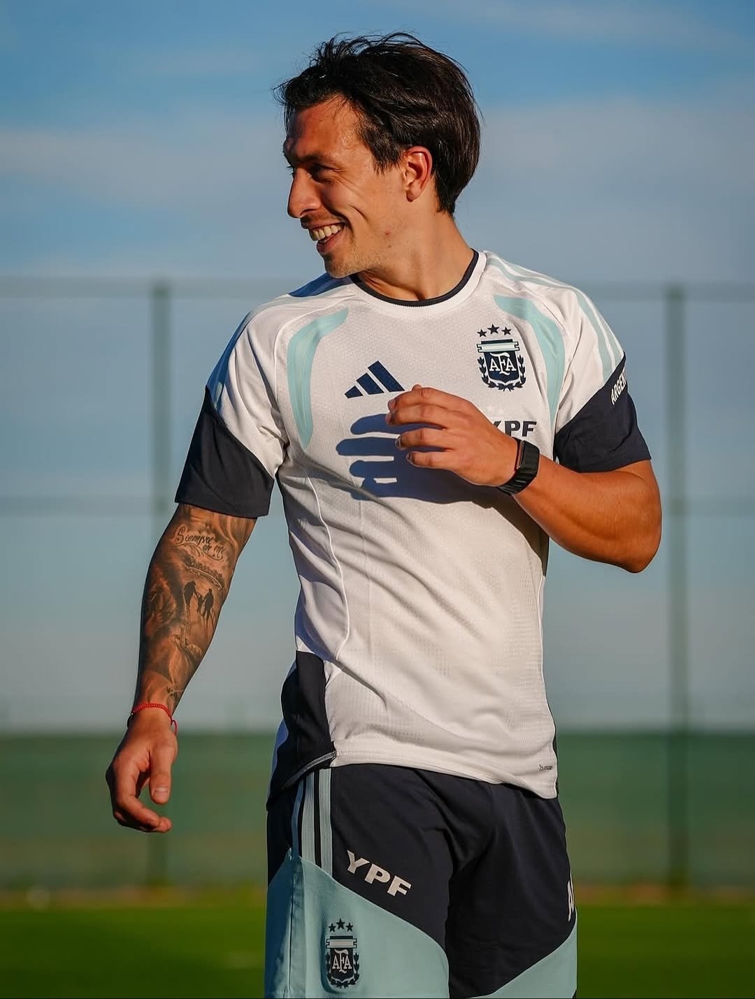 【Licha要回来啦】罗马诺：🚨重磅！利桑德罗·马丁内斯将在休赛期后回归曼联