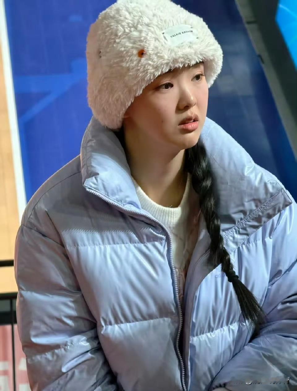 张常宁化身草原姑娘助力新疆男篮狂胜。新疆男篮今晚坐镇主场迎战四川，女排大将张常