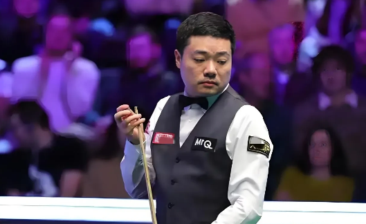名将轰147仍5：6败北！首场1/4决赛出炉！上海大师赛8强产生4席国手1人！丁