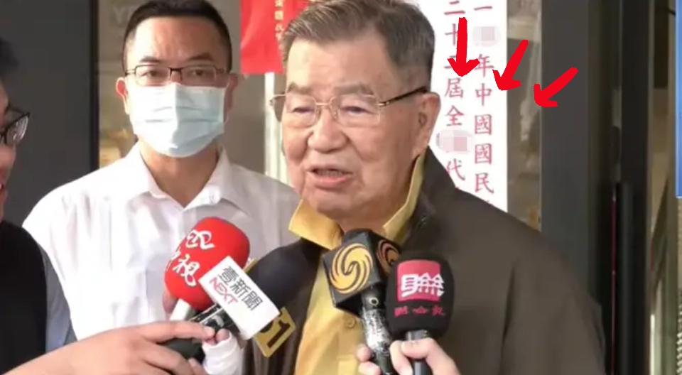 萧万长一出面，这风向有点意思！久未露面的他特意赶早投票，开口就为朱立伦叫屈，这话