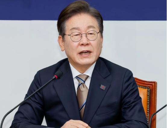 韩国总统李在明宣布 10月20日，韩国总统李在明在首尔国际航空航天暨军