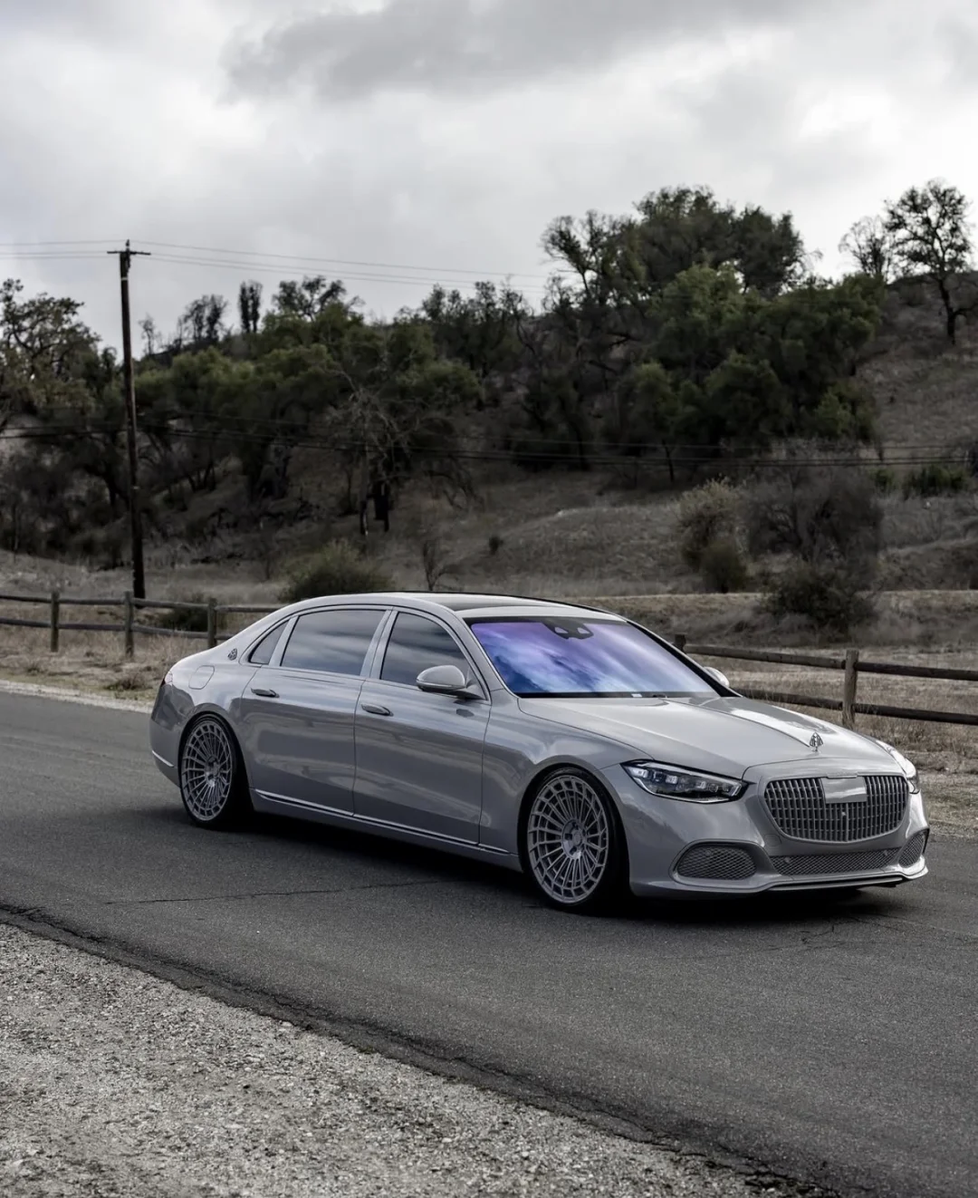 Maybach S580这个配色不是少见 是没见