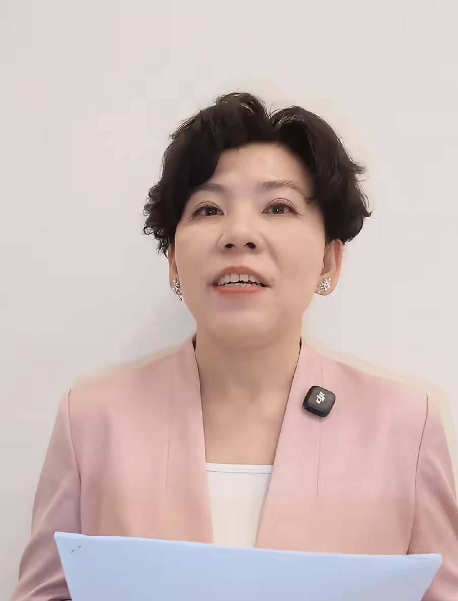 邓亚萍说“排兵太凶”！王楚钦叹“没有厉害大哥”！球迷问：厉害大哥去哪了？名古屋亚运男团决赛，国乒不敌