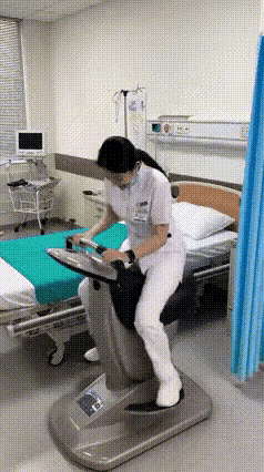 这是啥设备？护士姐姐竟玩得这么开心～不懂就问你问我答护士