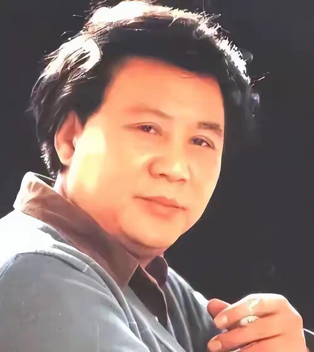 1983年杨尚昆见到古月后，气愤不已：“毛主席可不是你这个样子的！”这事还得