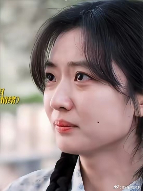 发现一个有意思的事就是孙千她现在才28岁年纪轻轻，但是她居然已经拥有了这么多爆剧