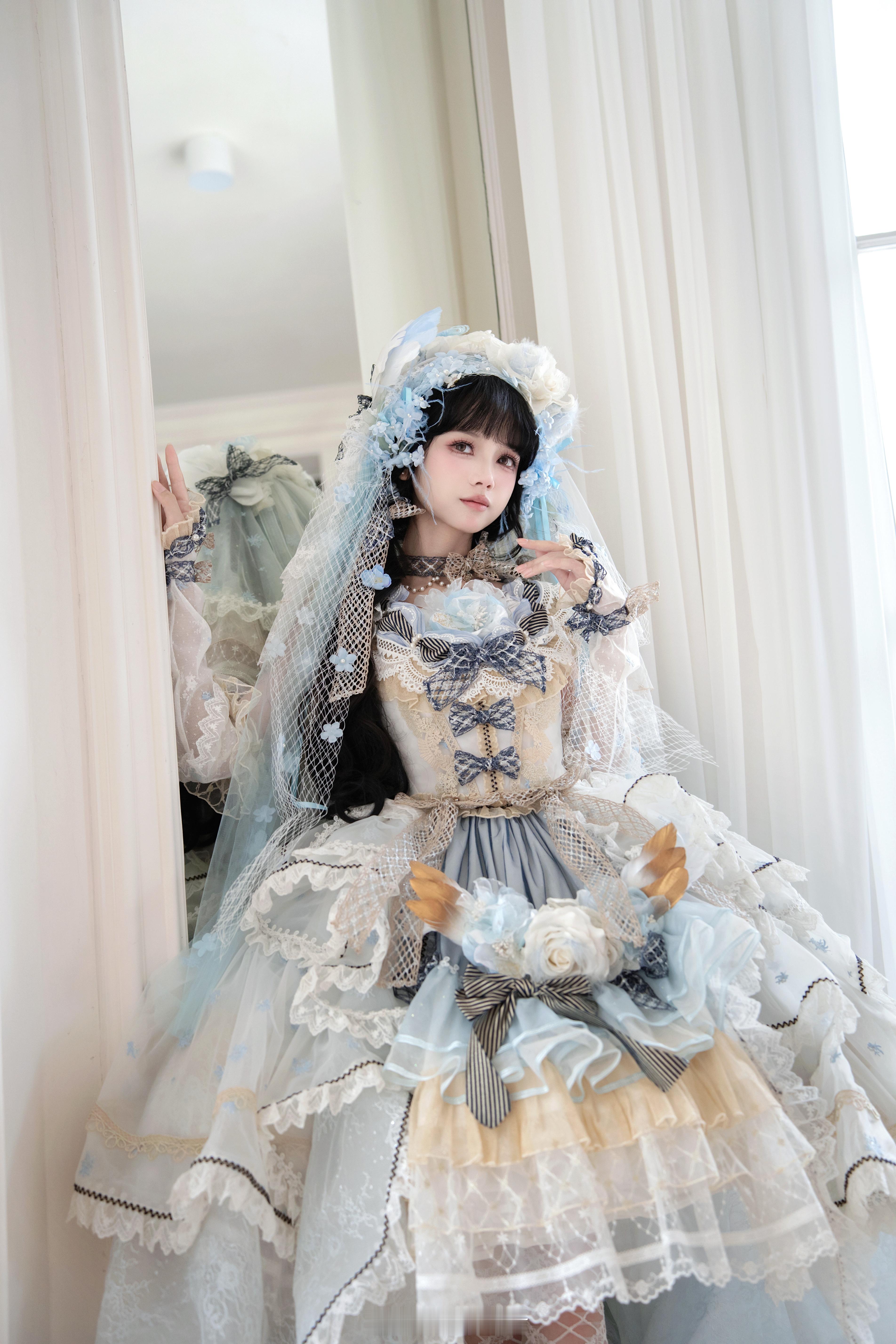 ❄️雪国的蔷薇公主-蓝色🧚🏼‍♀️：猫梓子💅：茶茶👗elpressll