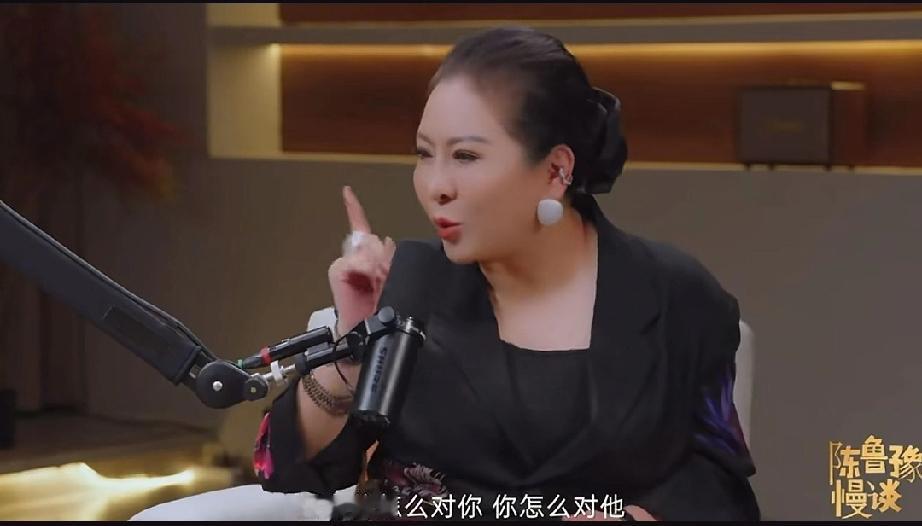 不存在偏心？偏心大儿子？向太说:“你去问所有妈妈，没有偏心这回事，只有他怎么对