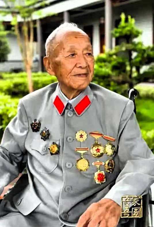 108岁老红军胡正先离世的消息传来，全网满是不舍与敬意！这位大别山最后一位老红军