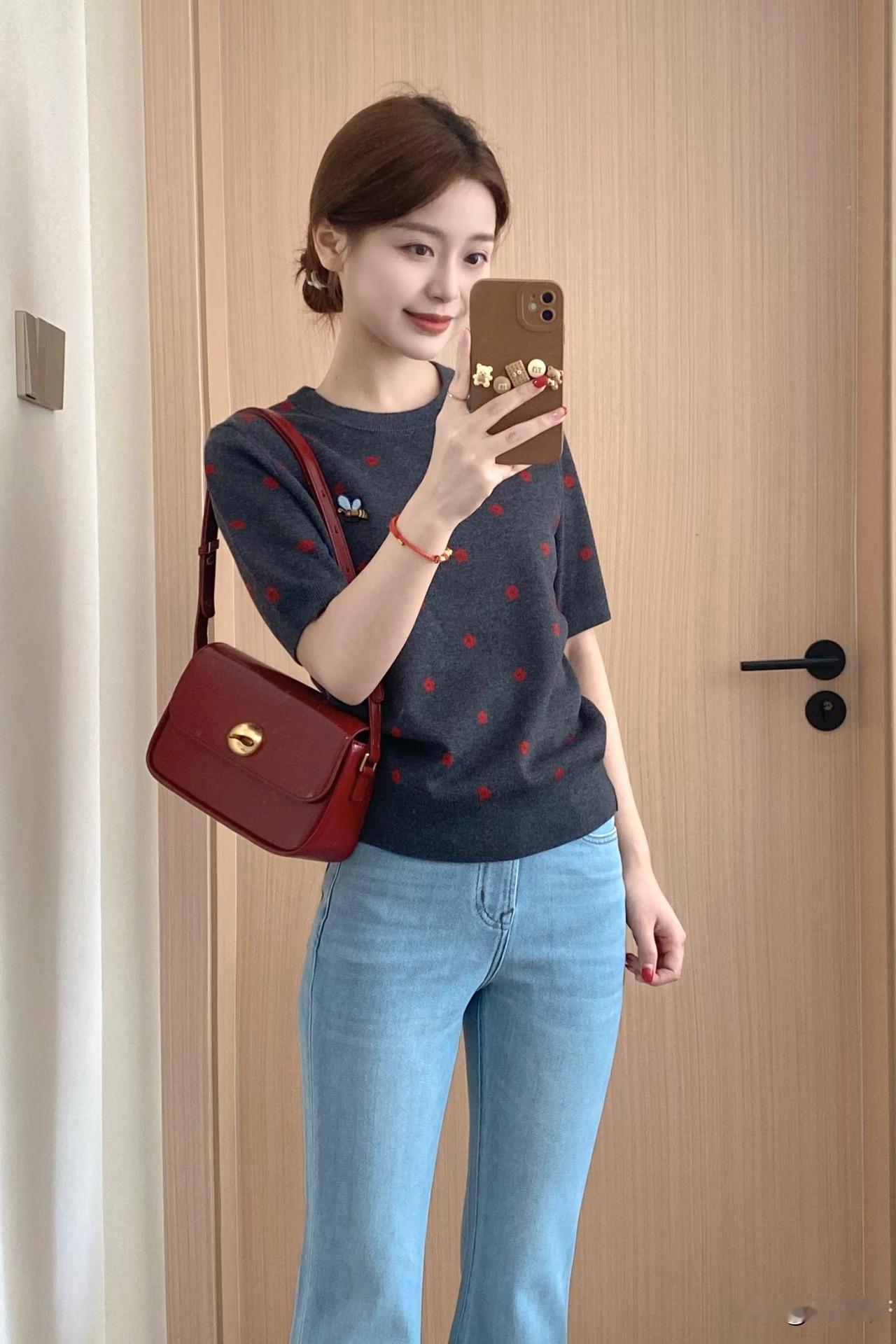 一整个温柔的短袖穿搭～