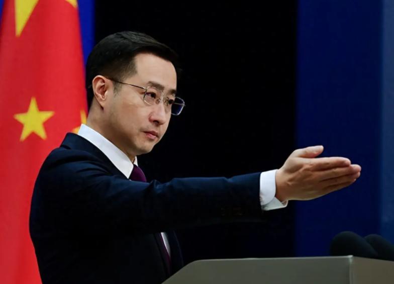 中国拿捷克总统开了第一刀彻底把他